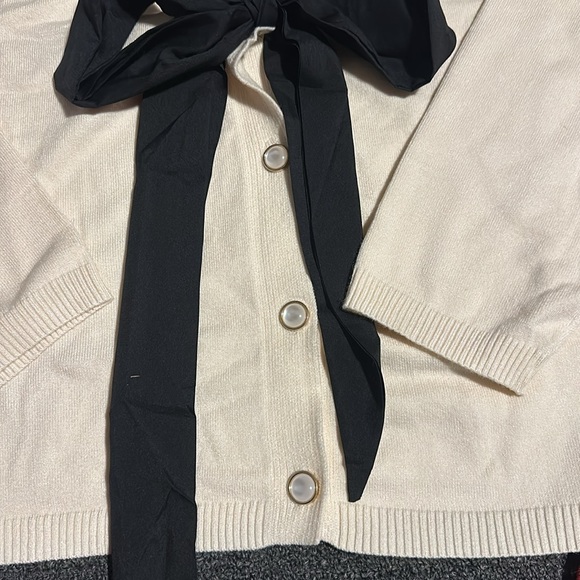 New sweater - Picture 3 of 3